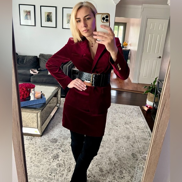 Lauren Ralph Lauren Deep Red Velvet Blazer and Skirt Set - Picture 5 of 13